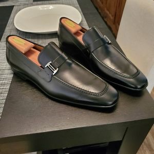 Magnanni Black Loafers 10.5 NWB